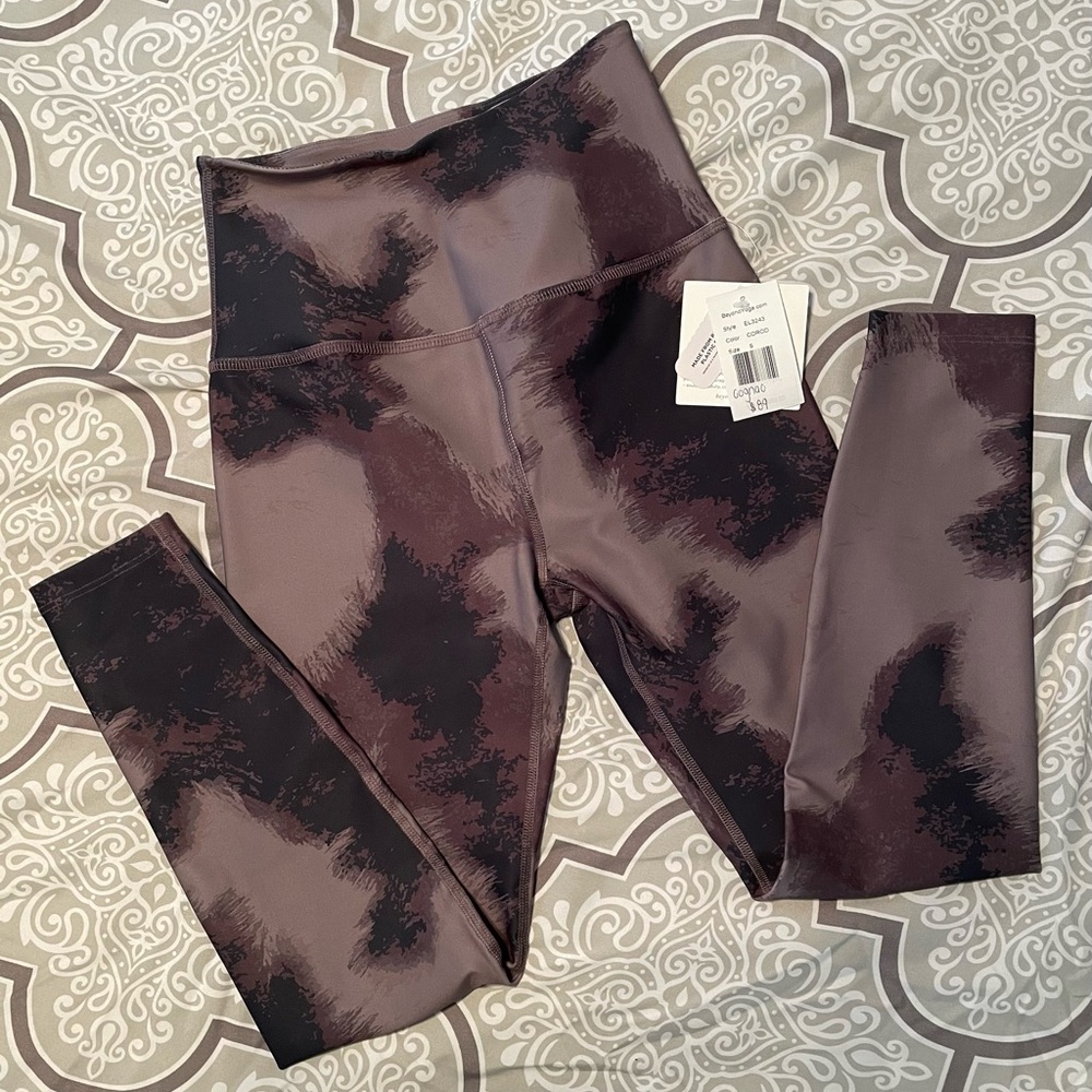 BEYOND YOGA - Leggings / Yoga Pants